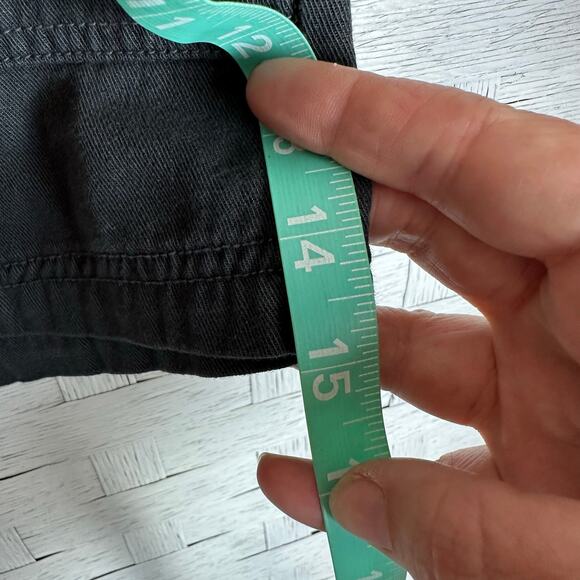 Universal thread mid rise, Bermuda shorts, very dark gray pockets plus size - Picture 7 of 10